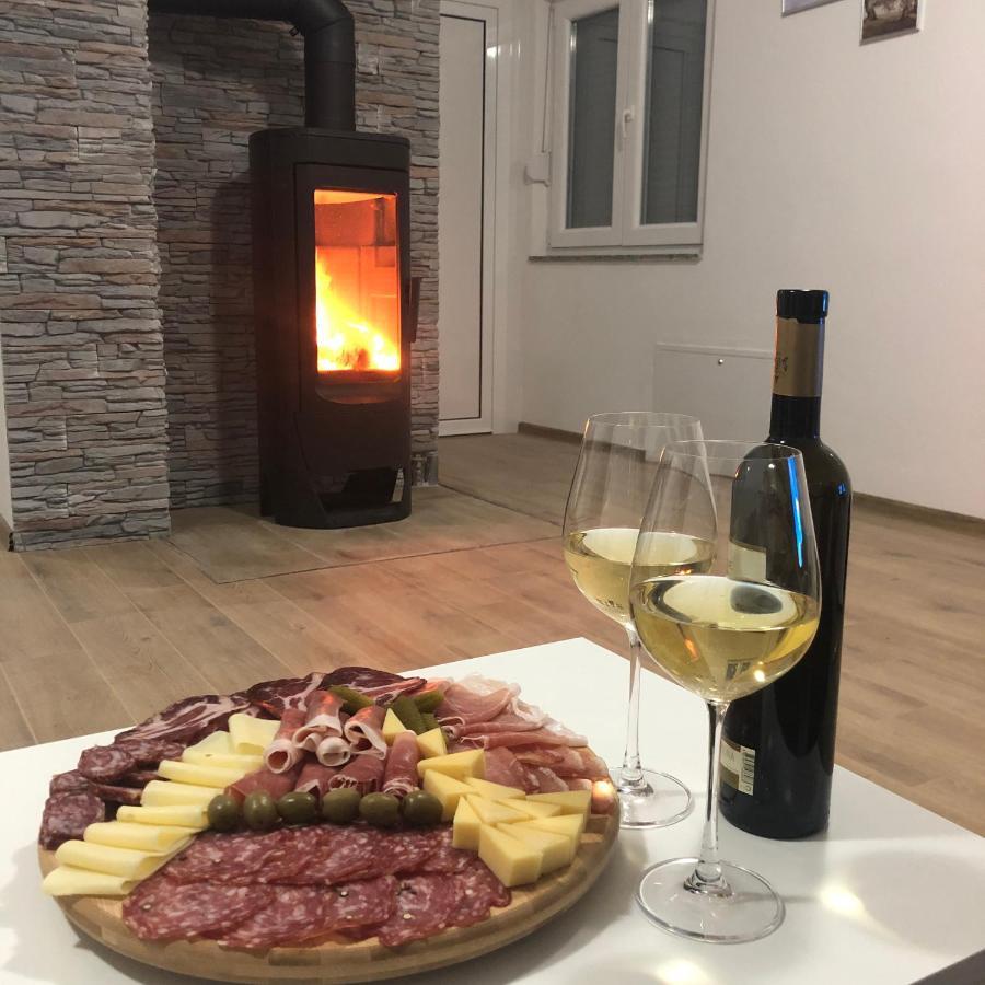 Vikendica Bruse Villa Jaklici Luaran gambar