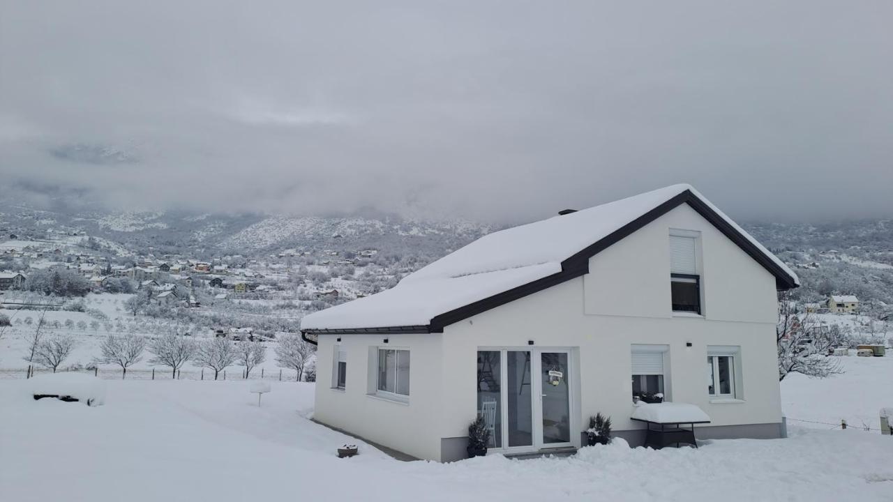 Vikendica Bruse Villa Jaklici Luaran gambar